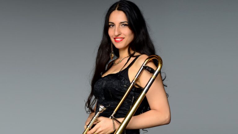 Nani Vazana